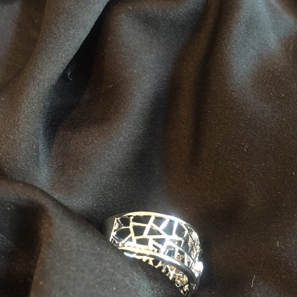 ๐ท Spider on spiderweb ring ๐ท - Picture 6 of 8